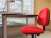 โต๊ะทำงานกับเก้าอี้สีแดงสด @ บ้านสร้างเอง สุขาภิบาล 5
