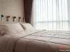 ห้องนอน กับม่านจีบและวอลล์ สีน้ำตาล 05 @ G Style Condo รัชดา – ห้วยขวาง