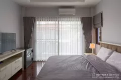 ห้องนอนใหญ่ตกแต่งด้วยผ้าม่าน (3)  @ บุราสิริ สนามบินน้ำ