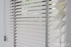 ห้องอเนกประสงค์ตกแต่งด้วยมู่ลี่ไม้ (1)  @ บุราสิริ สนามบินน้ำ