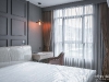ห้องนอนตกแต่งด้วยผ้าม่านลอน สีน้ำตาล 05 @ Maestro 19 รัชดา19-วิภา