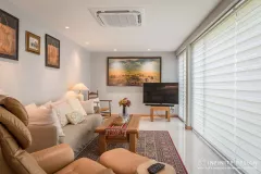 Roller-Blinds-At-Windmill-02