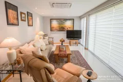 Roller-Blinds-At-Windmill-03