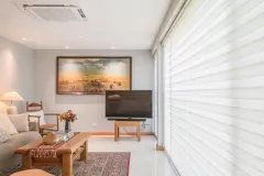 Roller-Blinds-At-Windmill-09