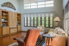 Roller-Blinds-At-Windmill-99